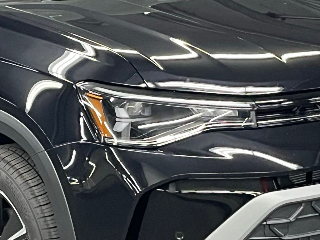 2025 Volkswagen Taos SE Image 38 of 40