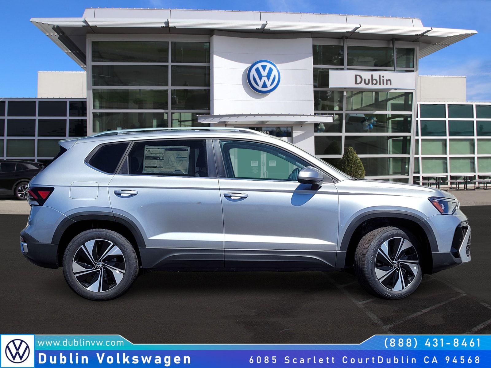 Vehicle image 4 of 17