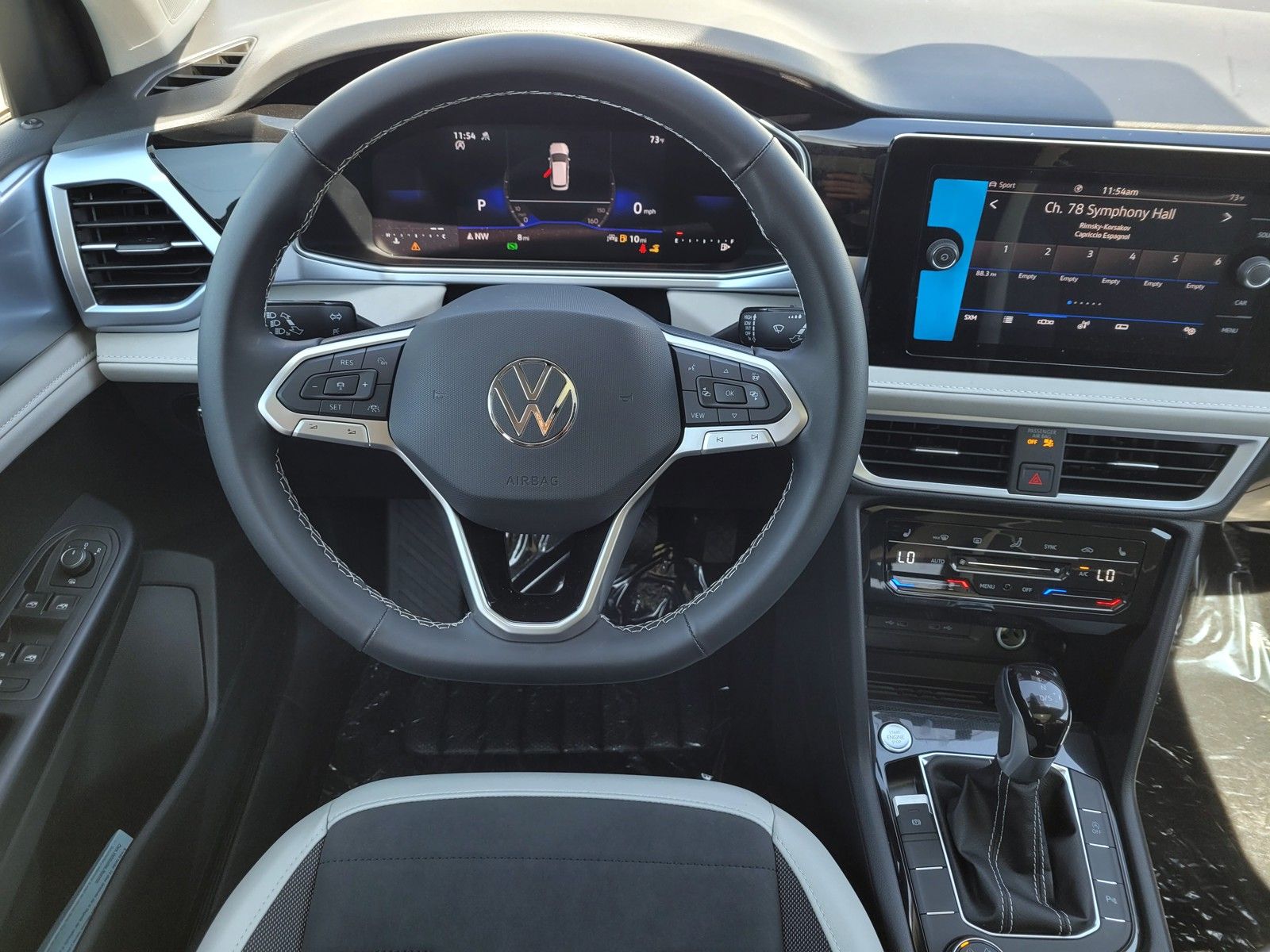 Vehicle image 13 of 17
