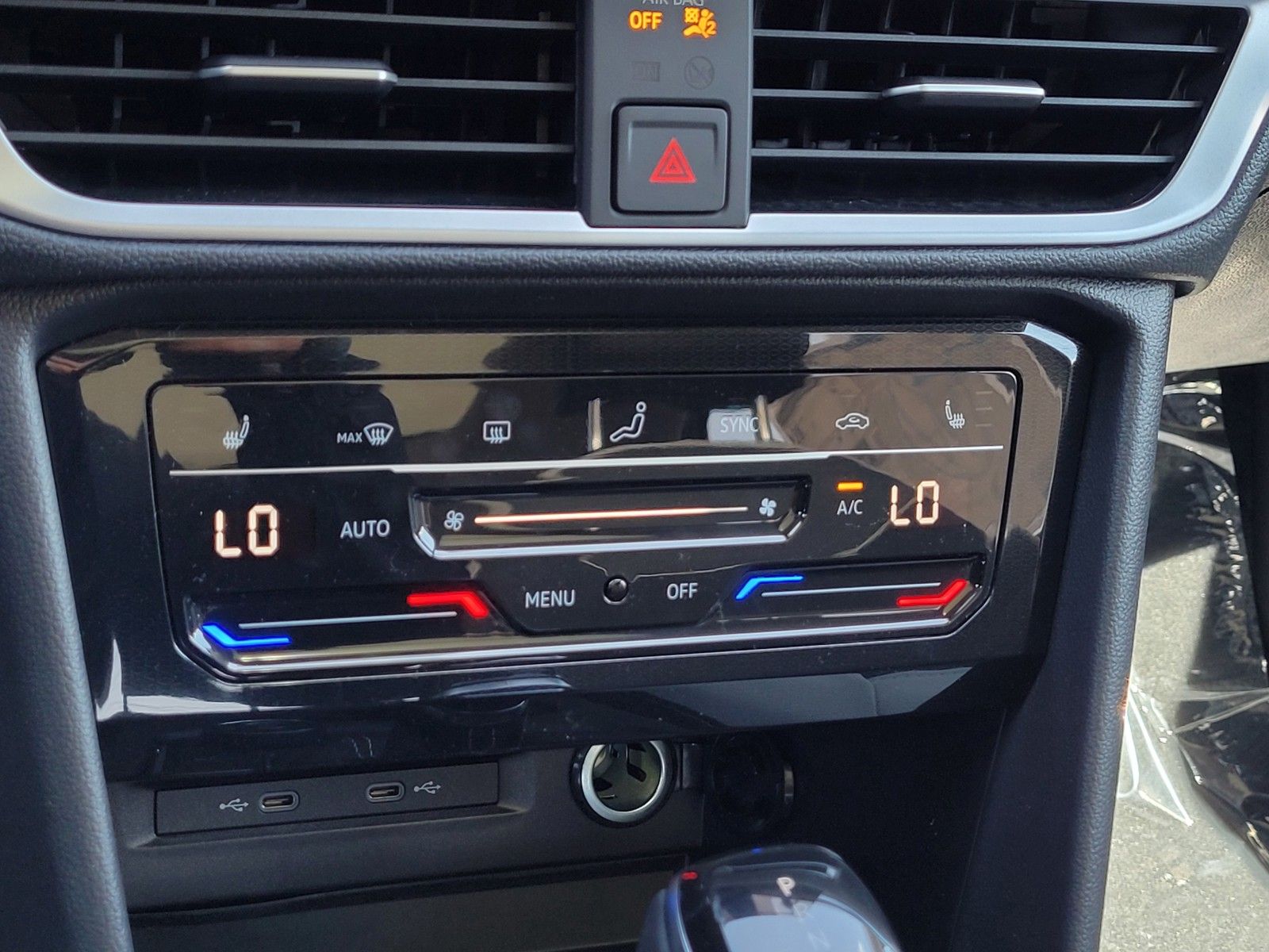 Vehicle image 16 of 17