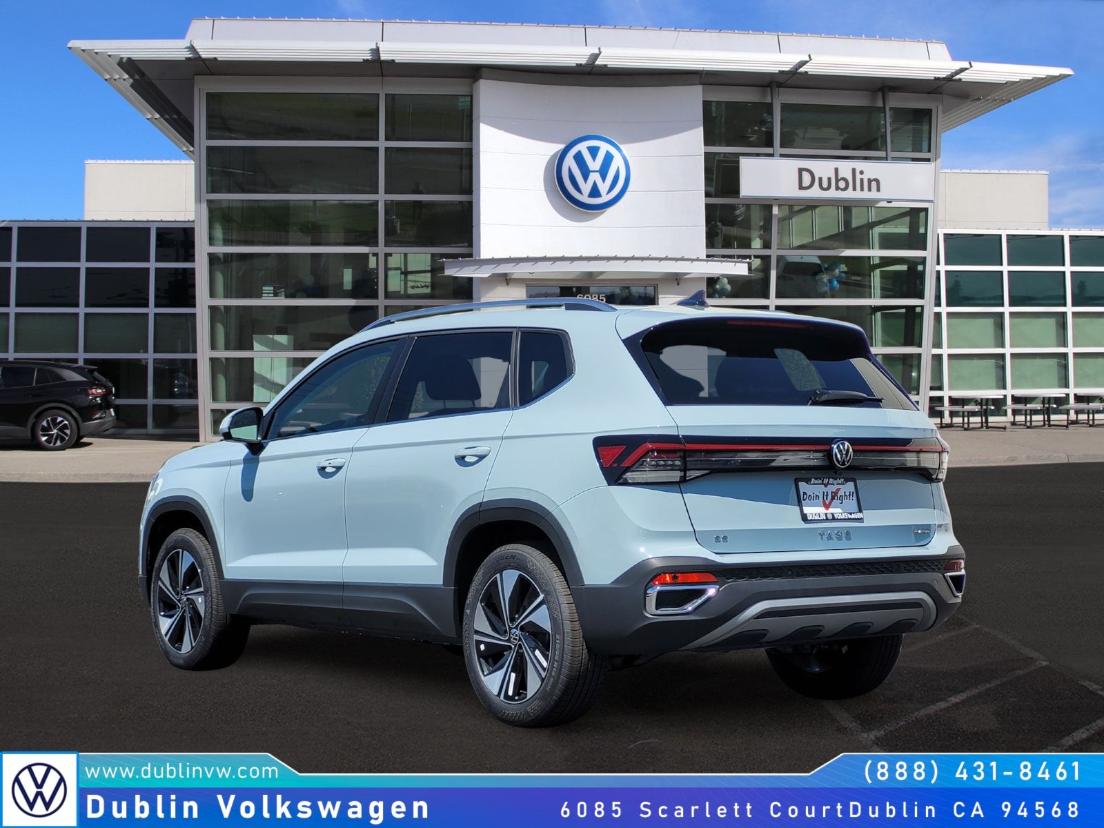 Vehicle image 7 of 17