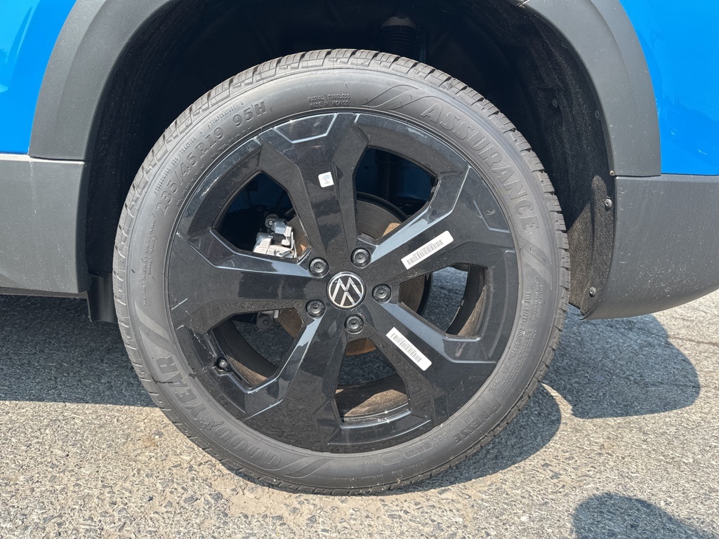 Vehicle image 20 of 20