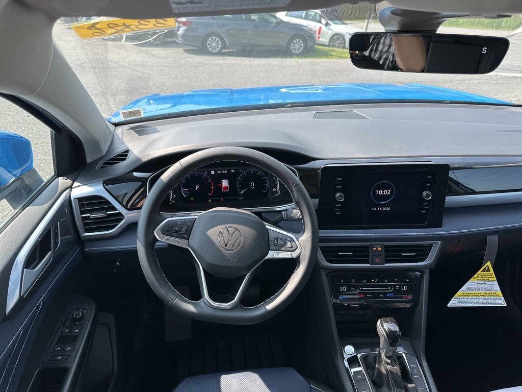 Vehicle image 11 of 20