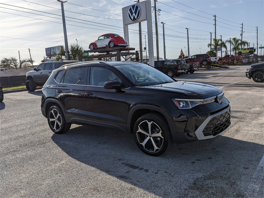 Vehicle image 4 of 32