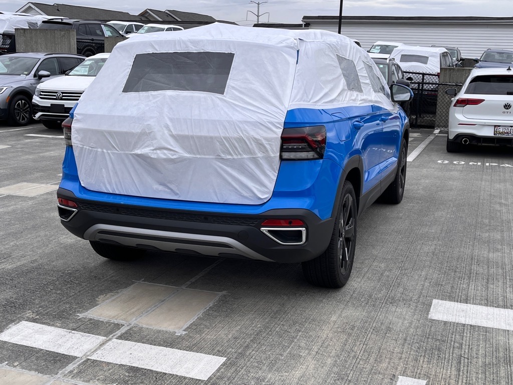 Vehicle image 3 of 13