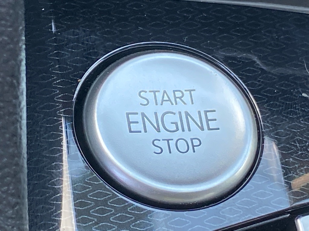 Vehicle image 6 of 12
