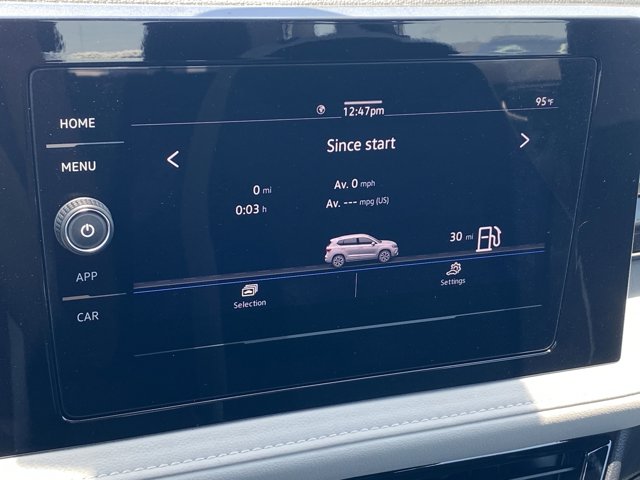 Vehicle image 14 of 17