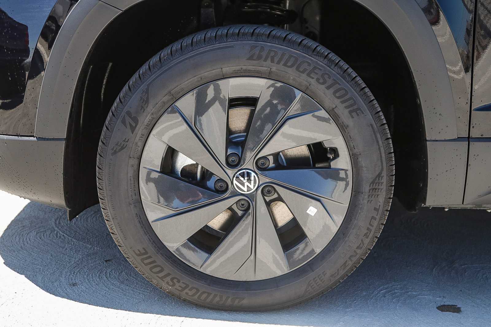 Vehicle image 8 of 26