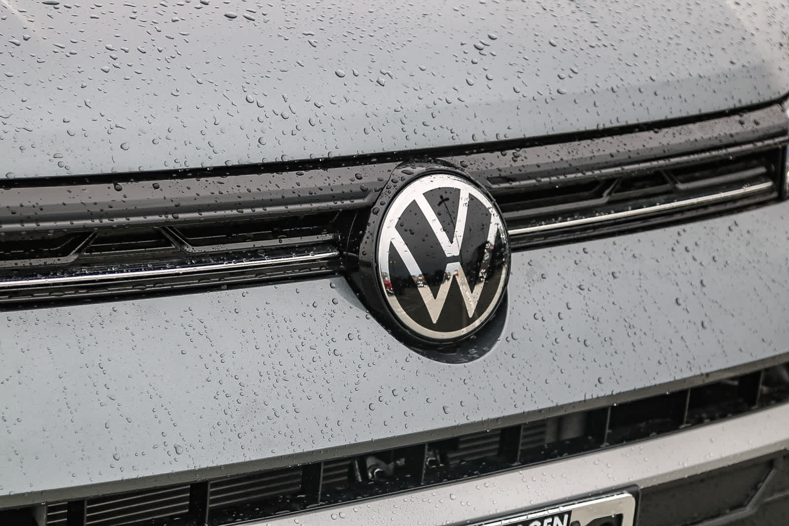 Vehicle image 11 of 27