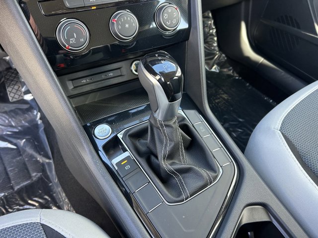 Vehicle image 15 of 15