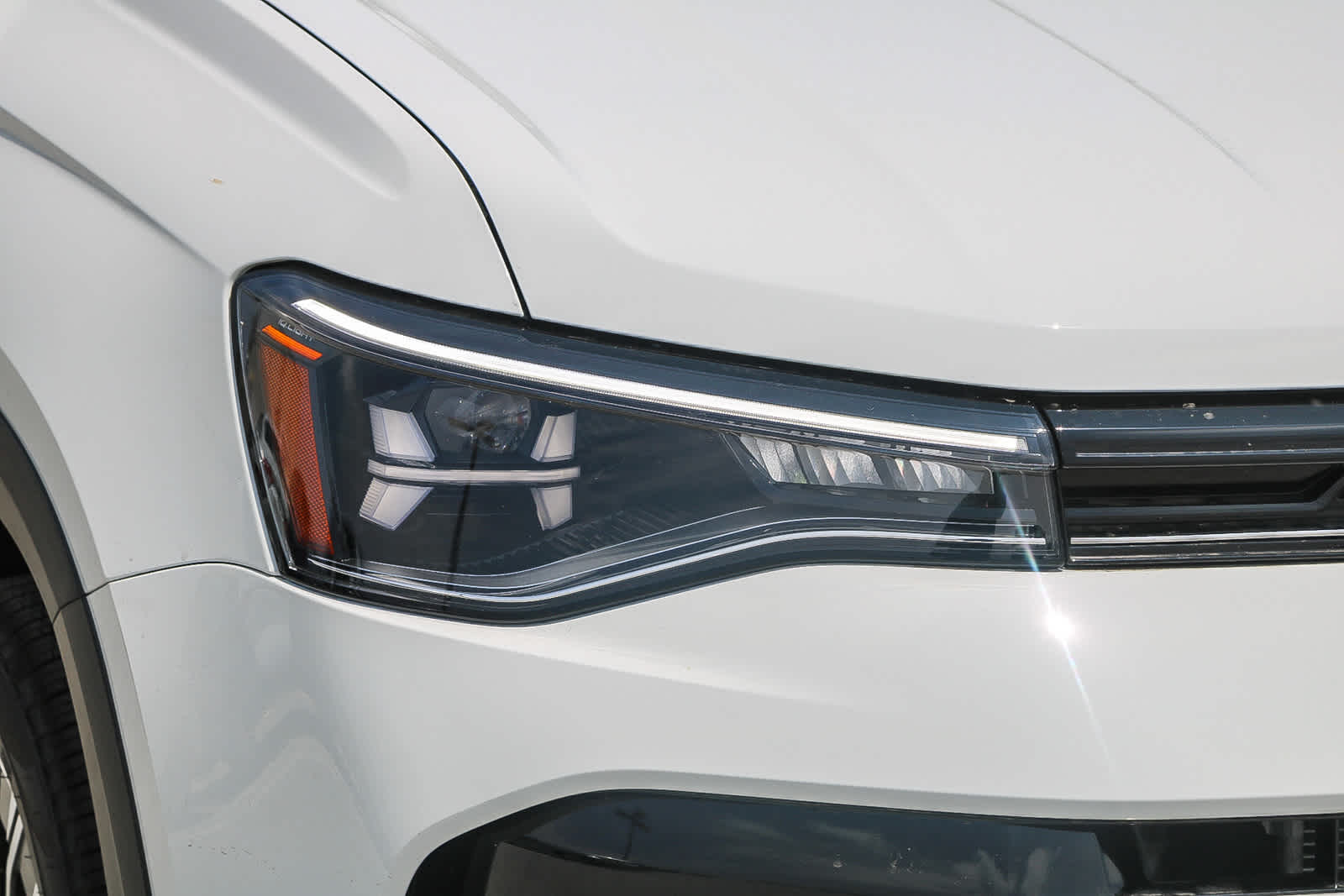 Vehicle image 31 of 40