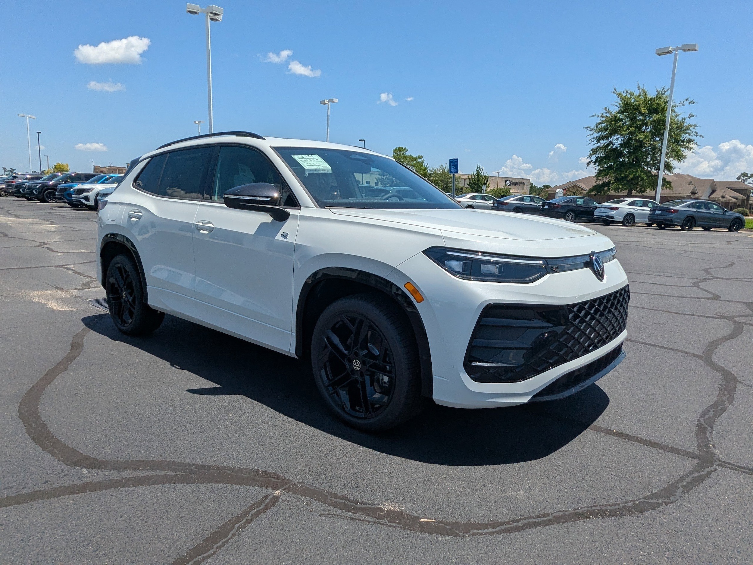 Vehicle image 4 of 31