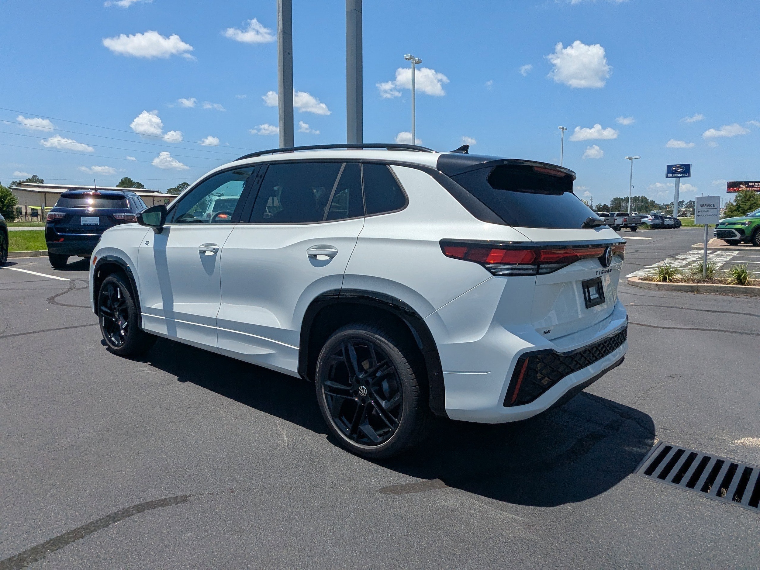 Vehicle image 7 of 31