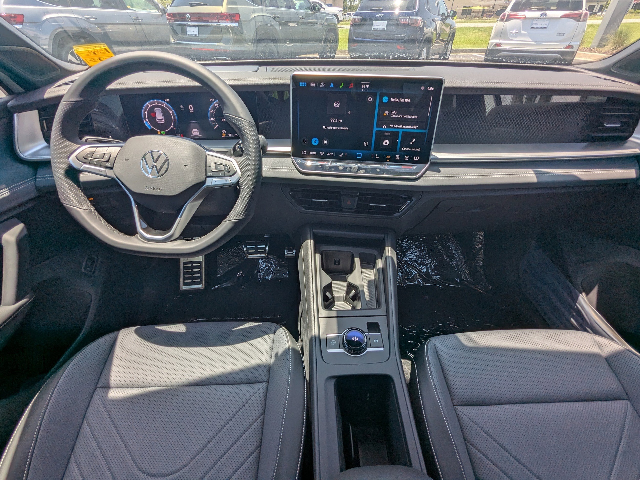 Vehicle image 11 of 31