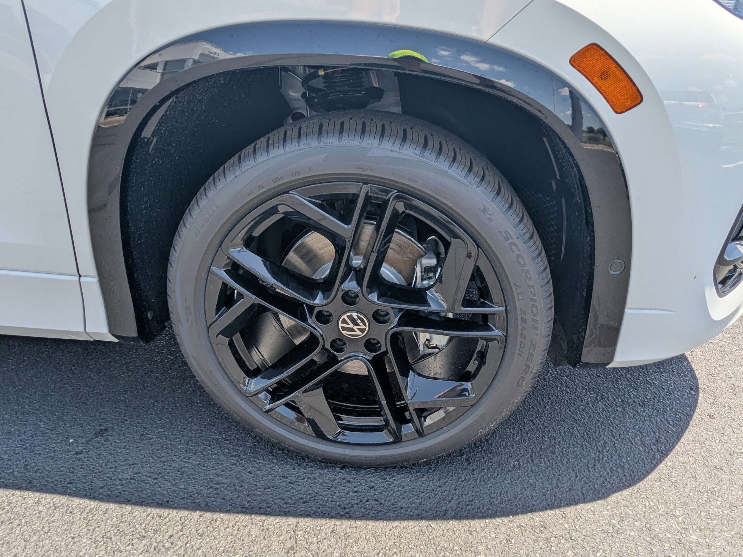 Vehicle image 9 of 31