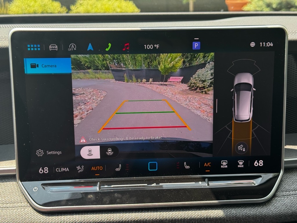 Vehicle image 23 of 35