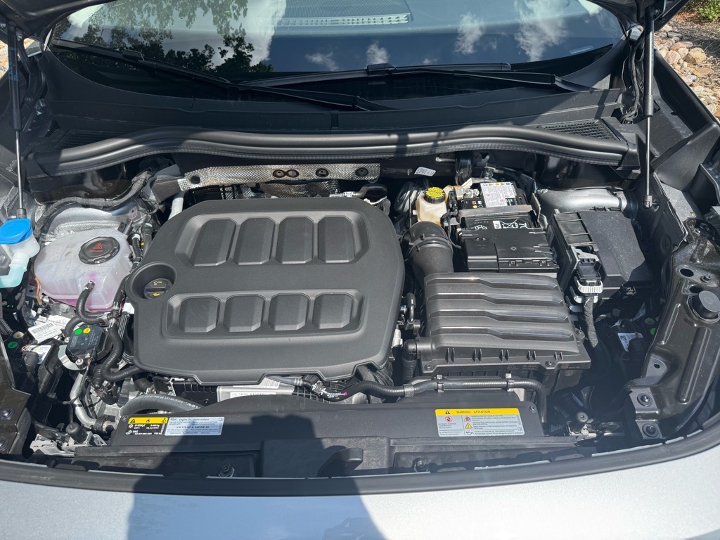 Vehicle image 9 of 36