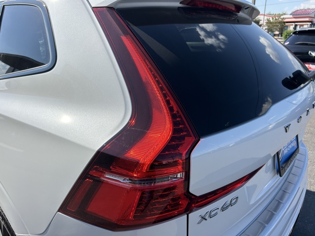 2025 Volvo XC60 Plug-In Hybrid Plus Image 28 of 30