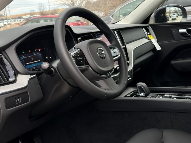 Vehicle image 19 of 28