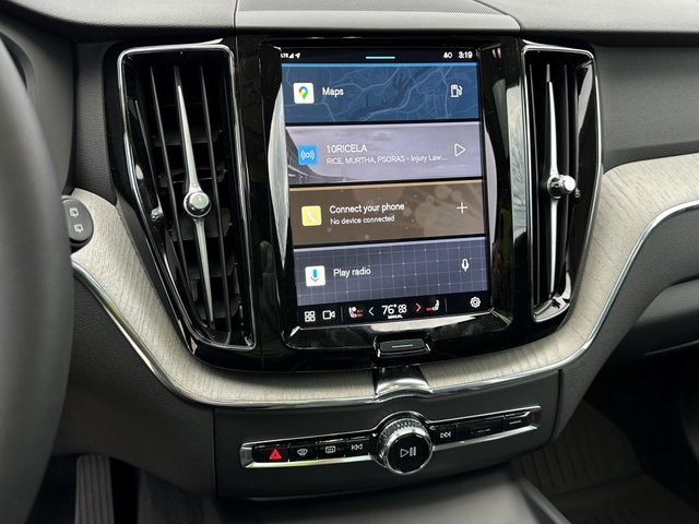 Vehicle image 21 of 28