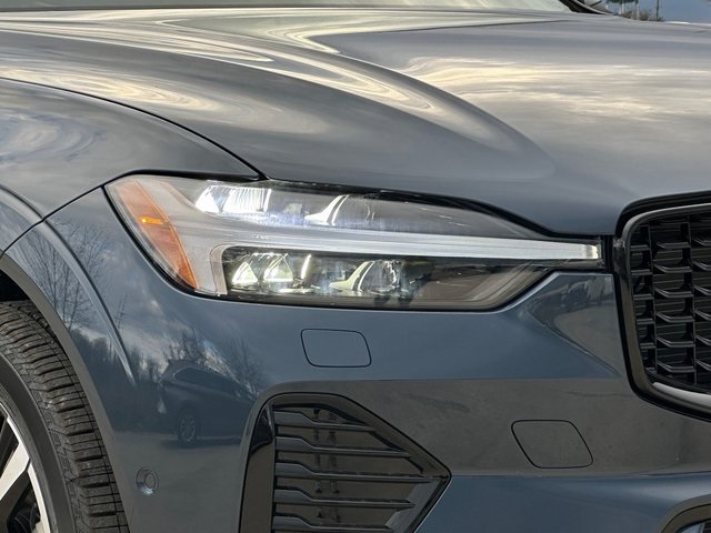 Vehicle image 5 of 28