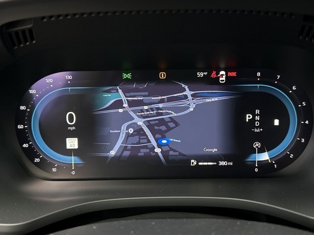 Vehicle image 23 of 28
