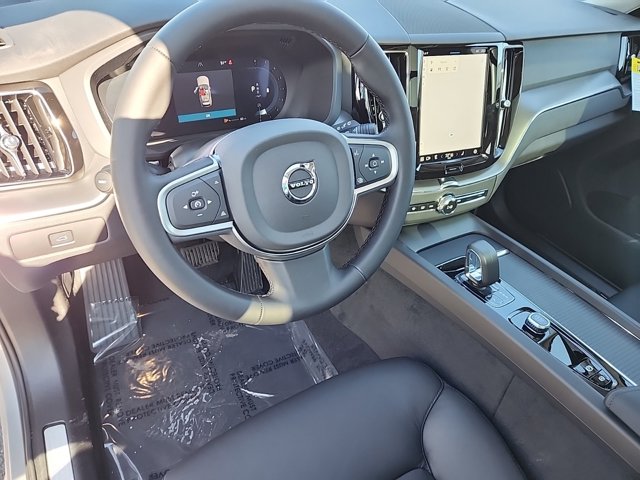 Vehicle image 10 of 25
