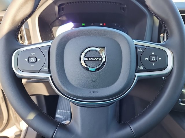Vehicle image 13 of 25