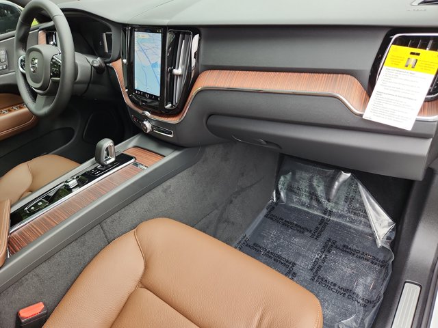 Vehicle image 12 of 26