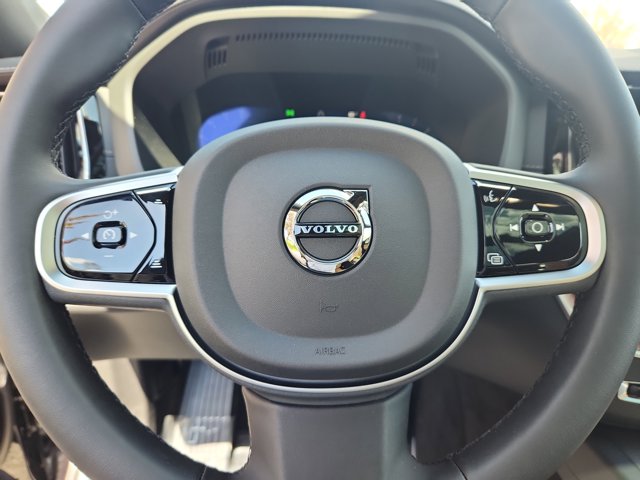 Vehicle image 13 of 26