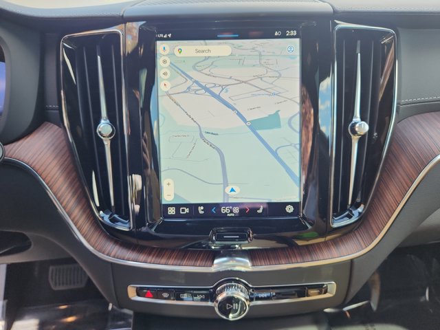 Vehicle image 12 of 26