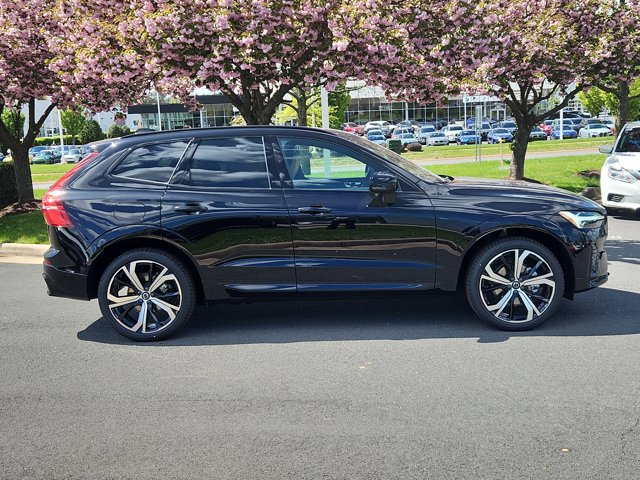 Vehicle image 3 of 26