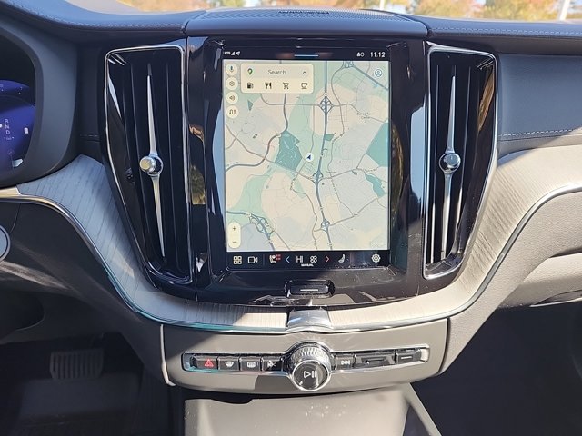 Vehicle image 9 of 26