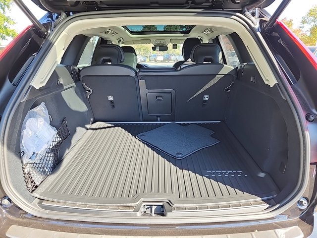Vehicle image 12 of 26