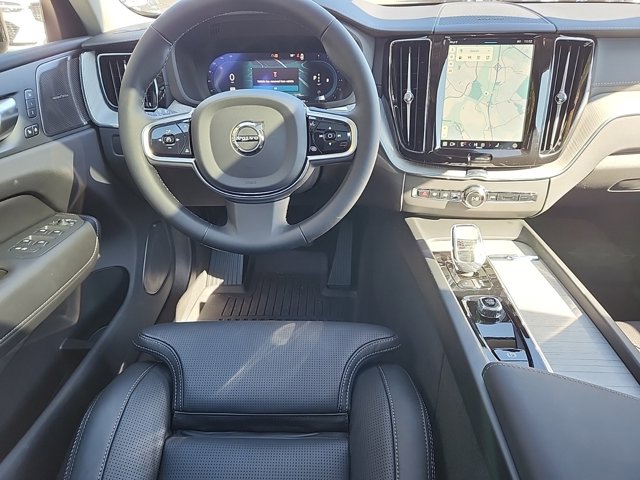 Vehicle image 6 of 26