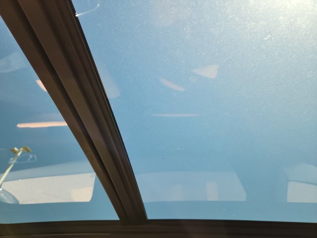 Vehicle image 24 of 26