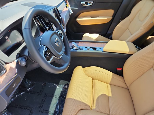 Vehicle image 18 of 26
