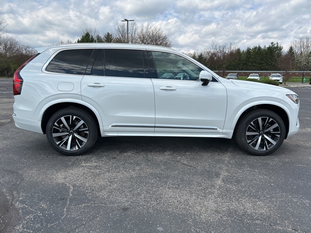 Vehicle image 6 of 77