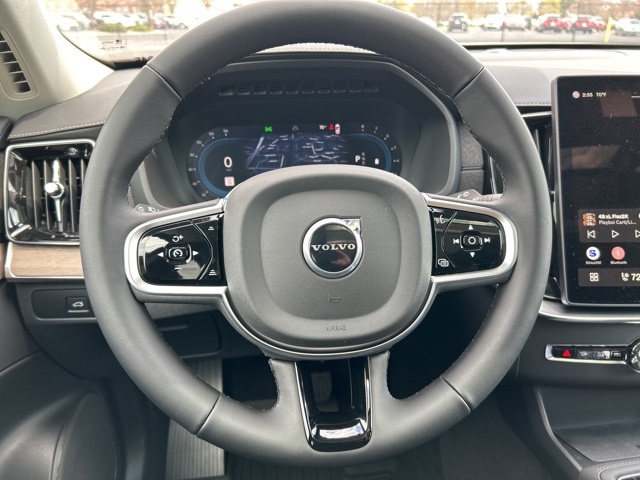 Vehicle image 46 of 77