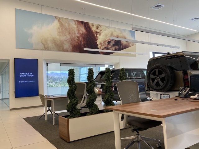 Vehicle image 70 of 77