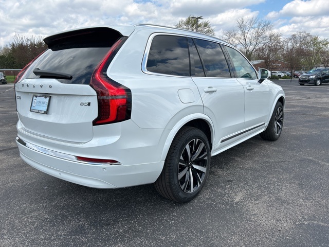 Vehicle image 7 of 77