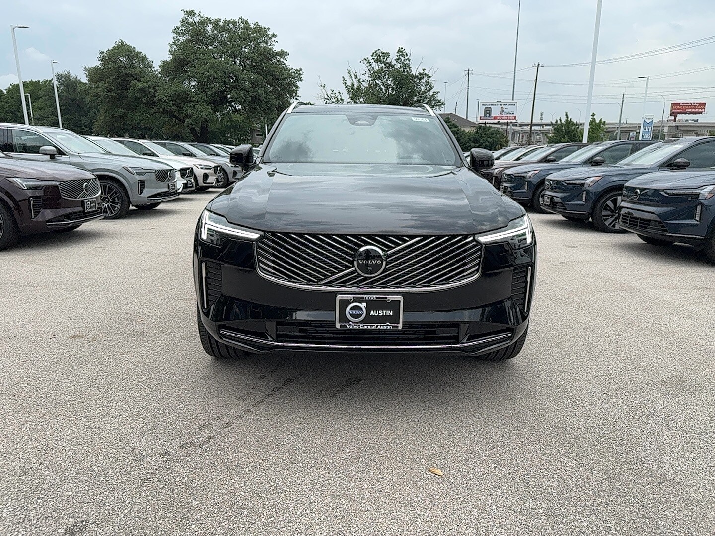 Vehicle image 3 of 26