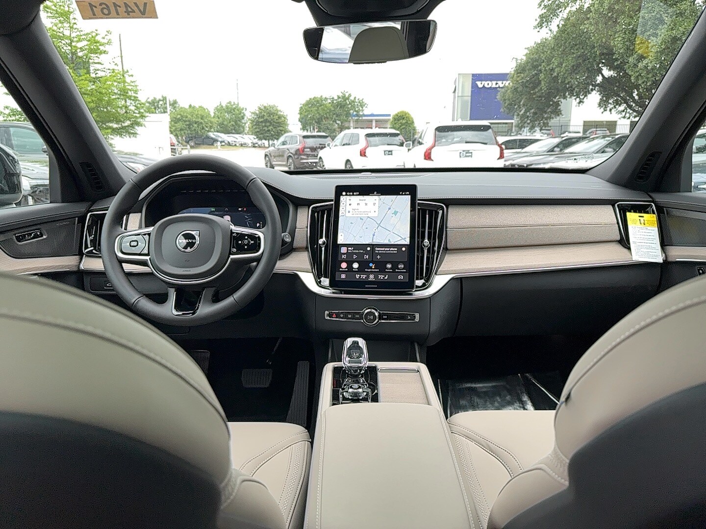 Vehicle image 19 of 26