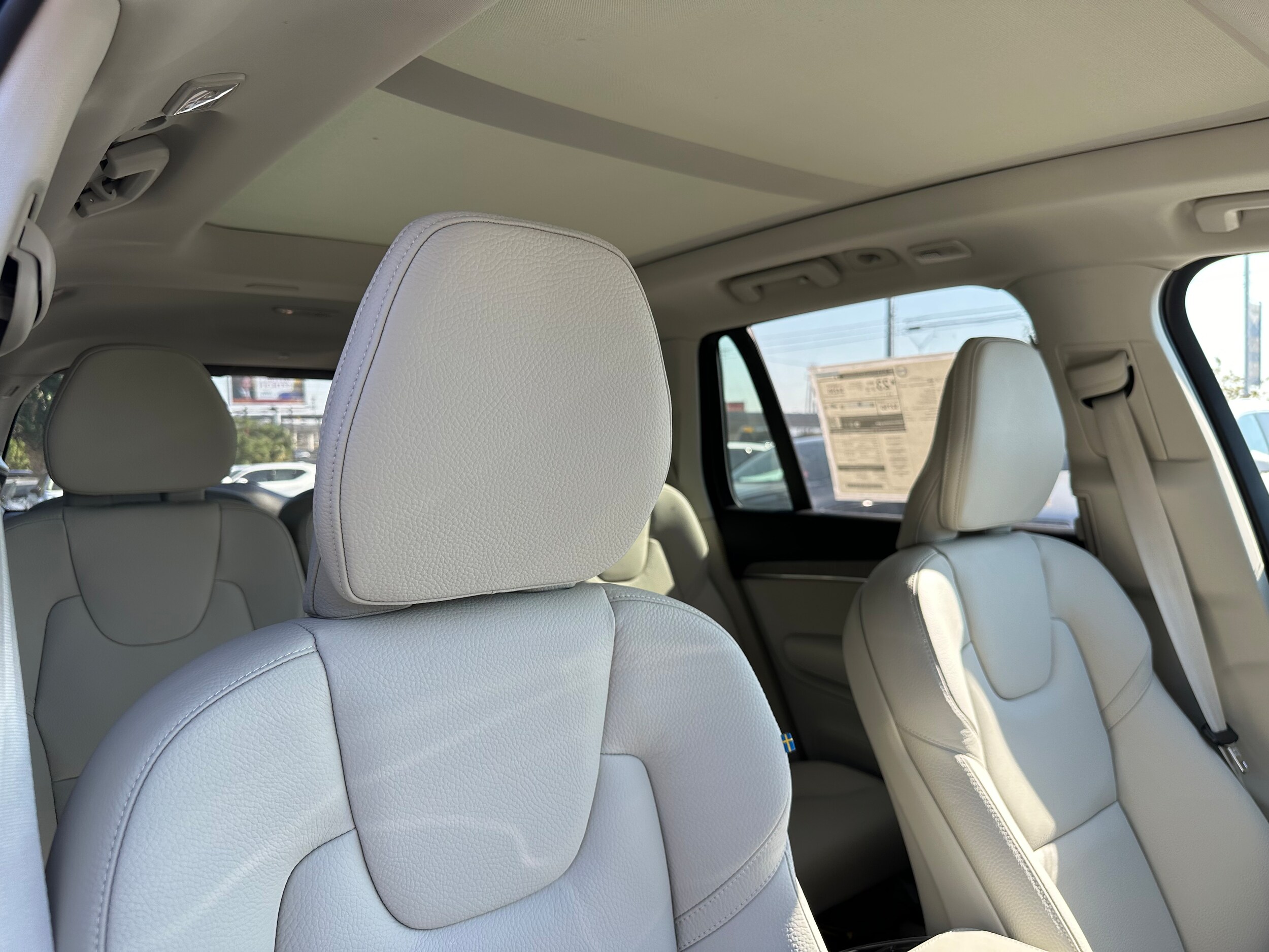 Vehicle image 9 of 15
