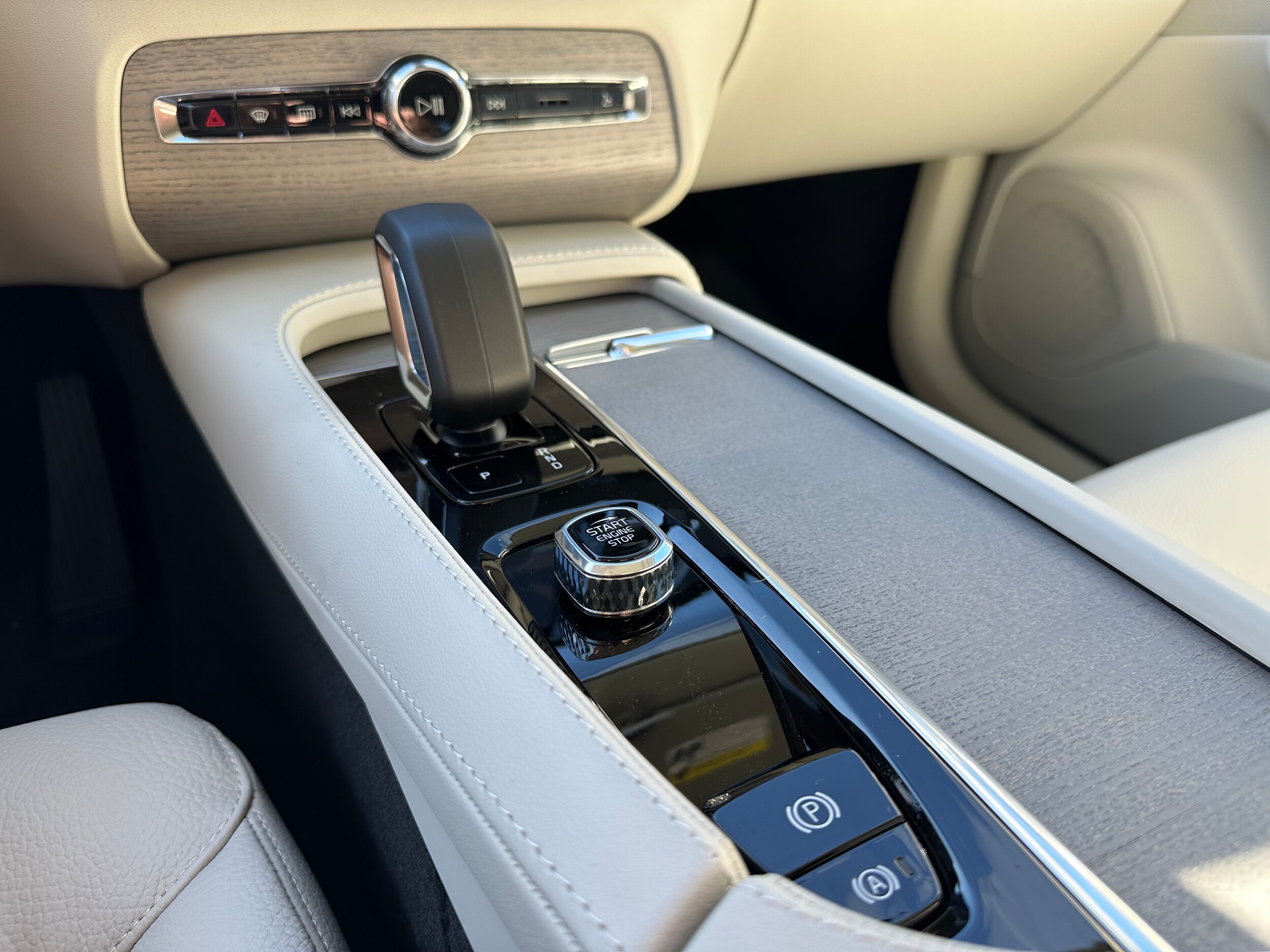Vehicle image 16 of 16