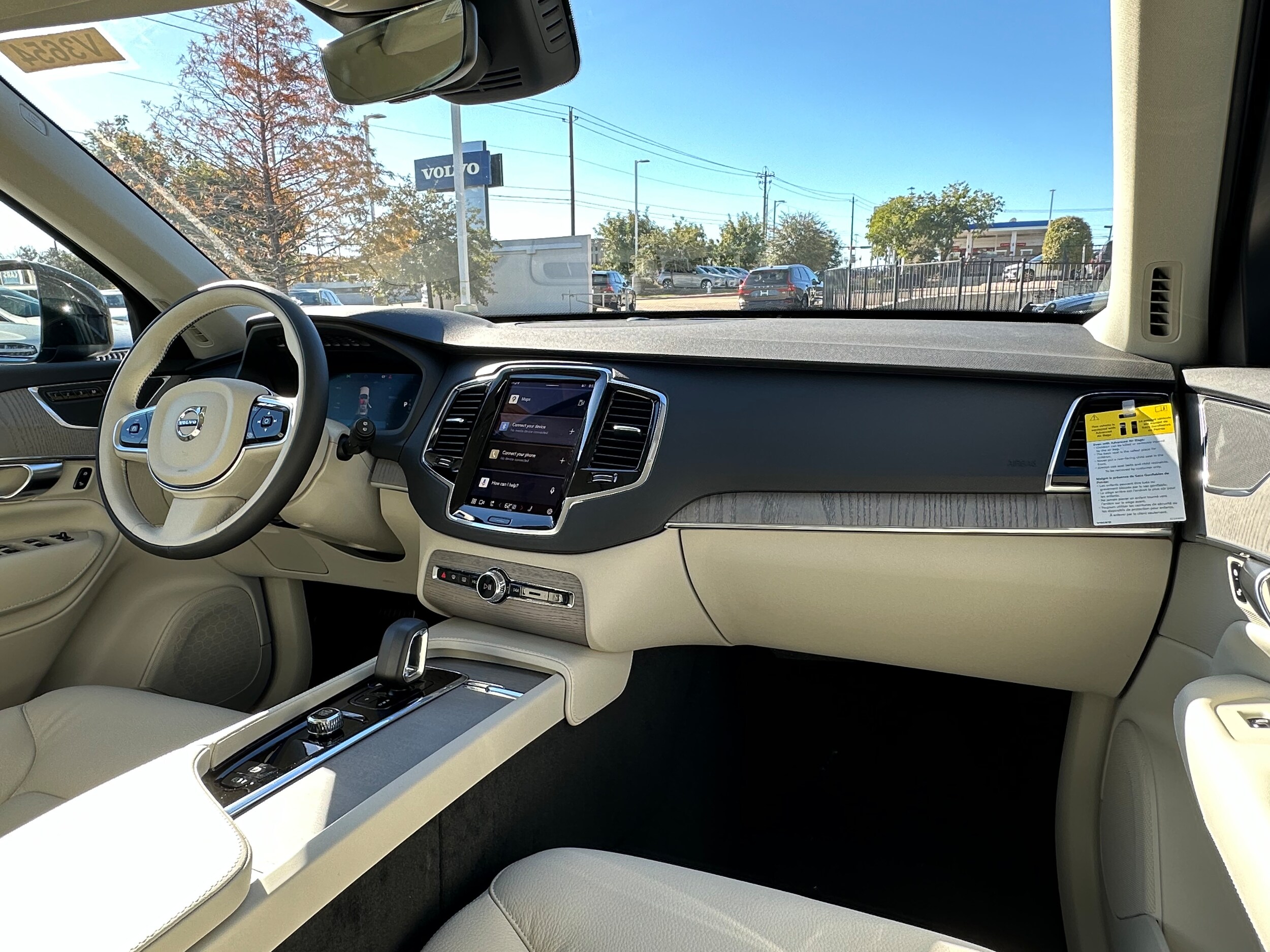 Vehicle image 10 of 16