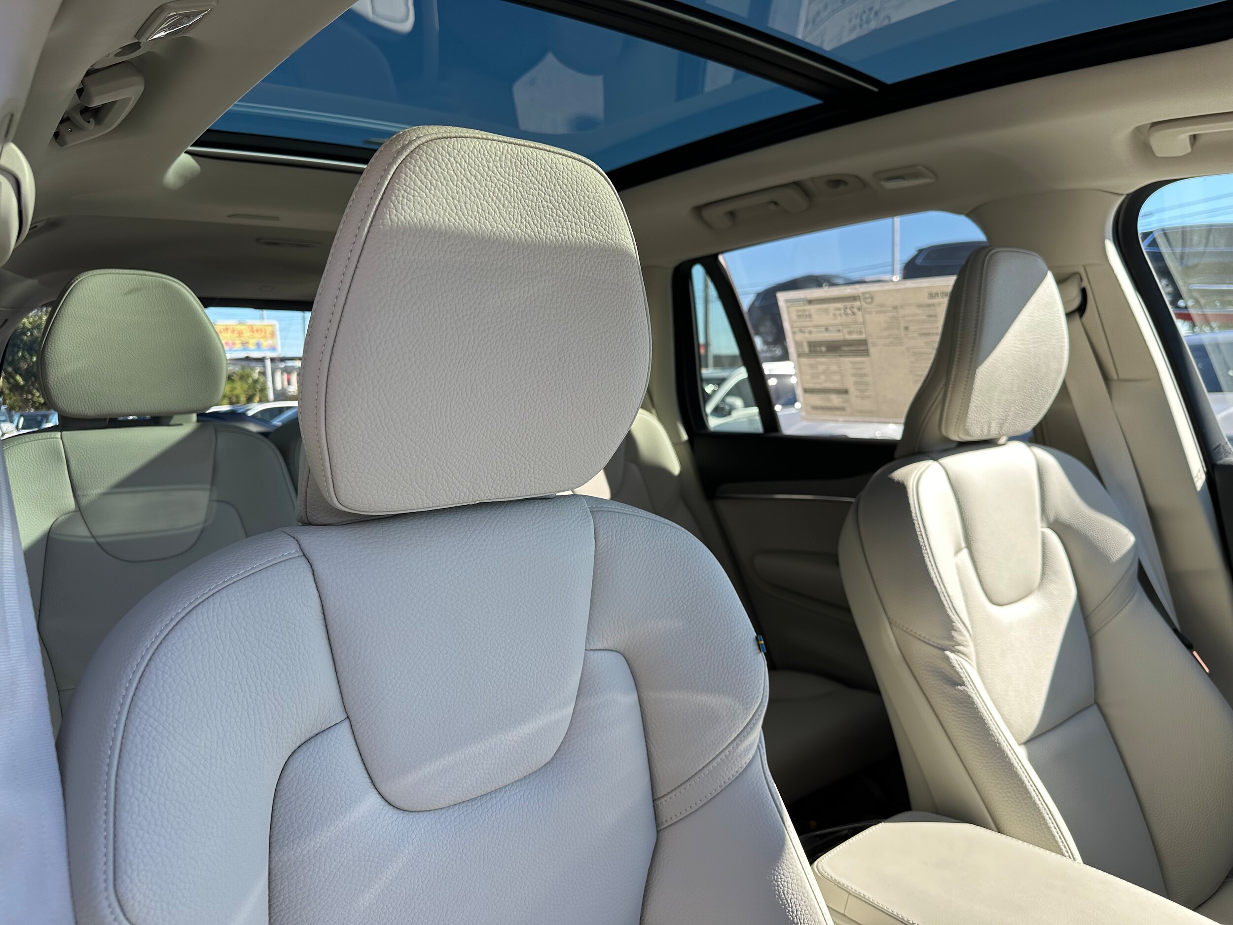 Vehicle image 9 of 16