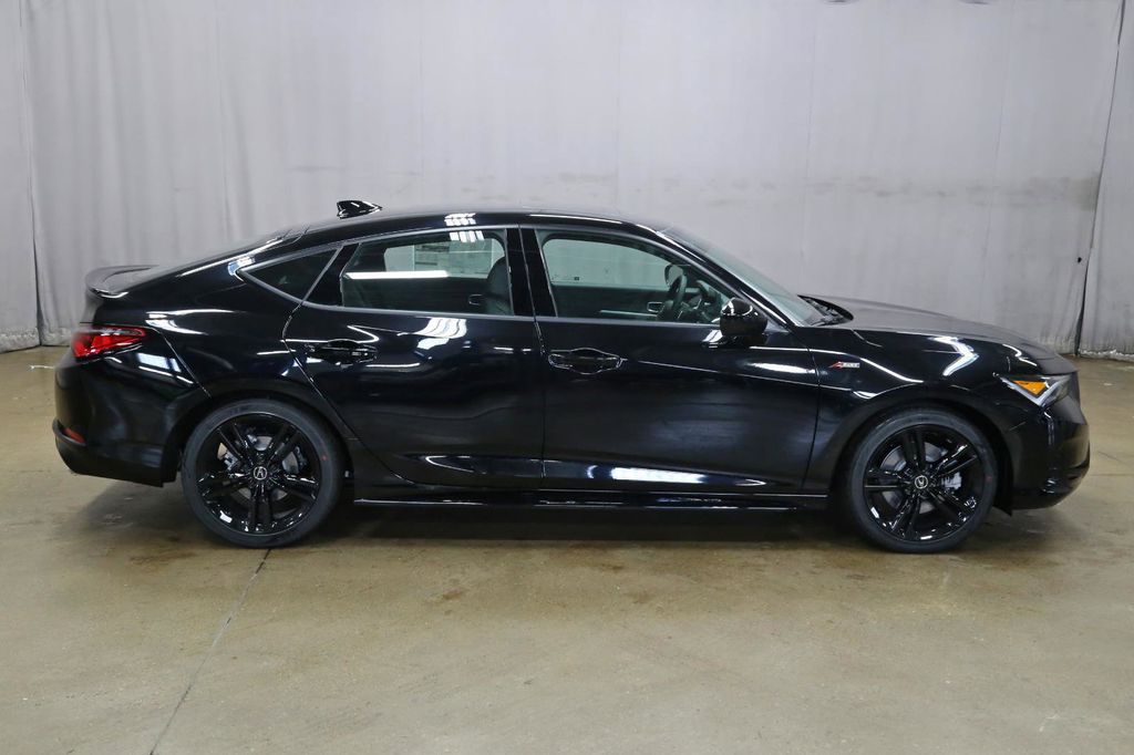 2026 Acura Integra w/A-Spec Package Image 3 of 19