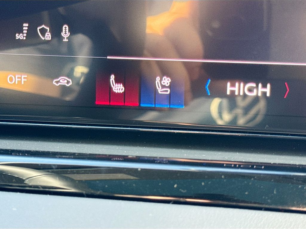 2026 Audi A6 Sedan Prestige Image 23 of 36