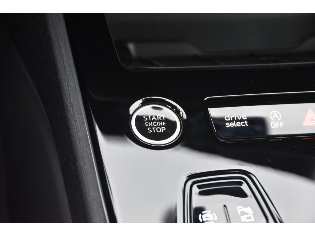 2026 Audi A6 Sedan Premium Plus Image 25 of 41